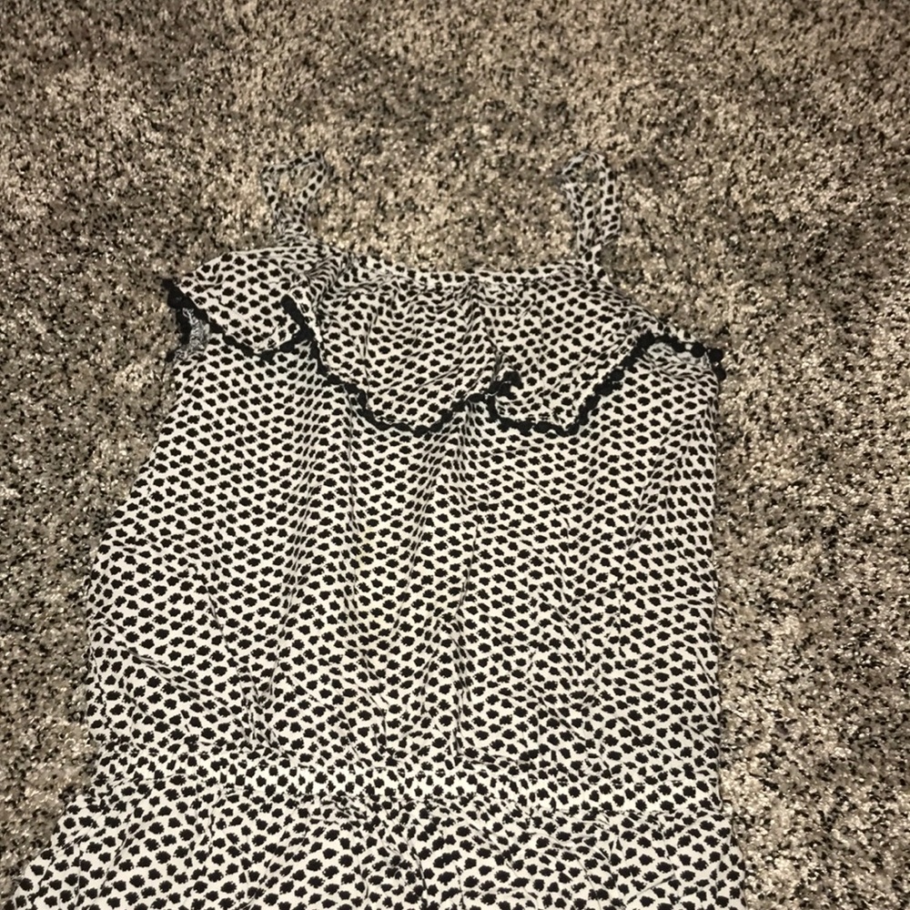 Romper scrunchies in the front